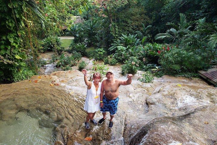 Konoko Falls & Bamboo Beach Transporte Apenas