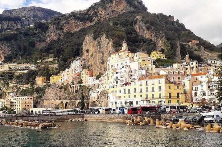 Aus Sorrent: Positano, Amalfi und Ravello Fluent English Speking Driver