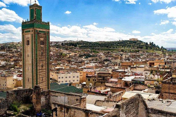 Cómodo traslado privado desde Marrakech a Fez