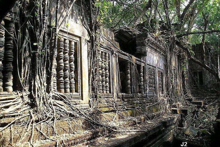 Tour privato di un'intera giornata al tempio di Beng Mealea e Bakong