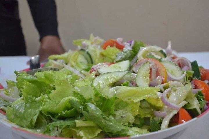 Kochen und Essen wie eine lokale Tour Kampala