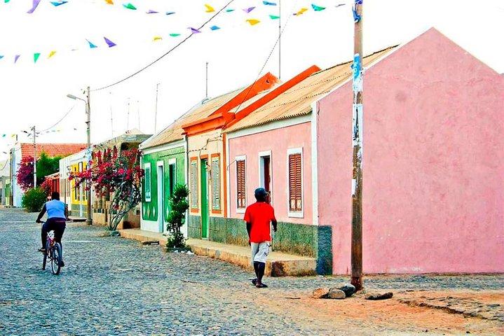 Insel Boa Vista: 4-stündige Rabil-, Viana-Wüsten- und Schiffswrack-Tour