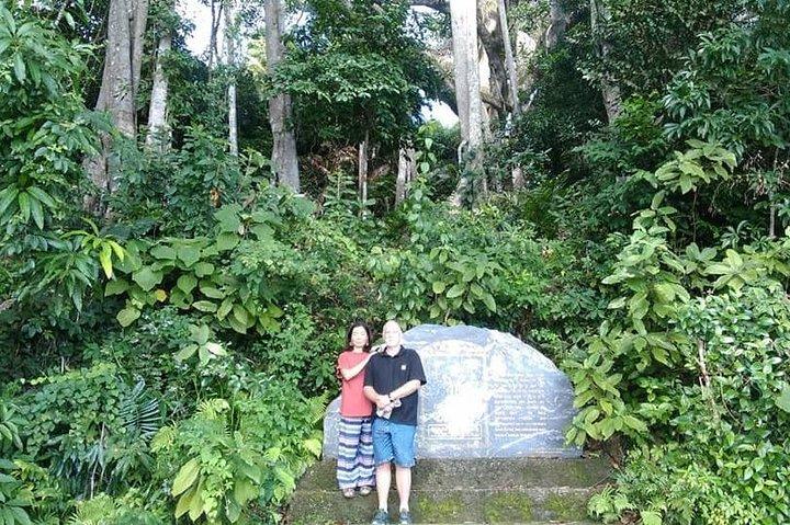 Tour in jeep nella città di Da Nang: Marble Mountain - Buddha Statue - Peak Monkey Mountain