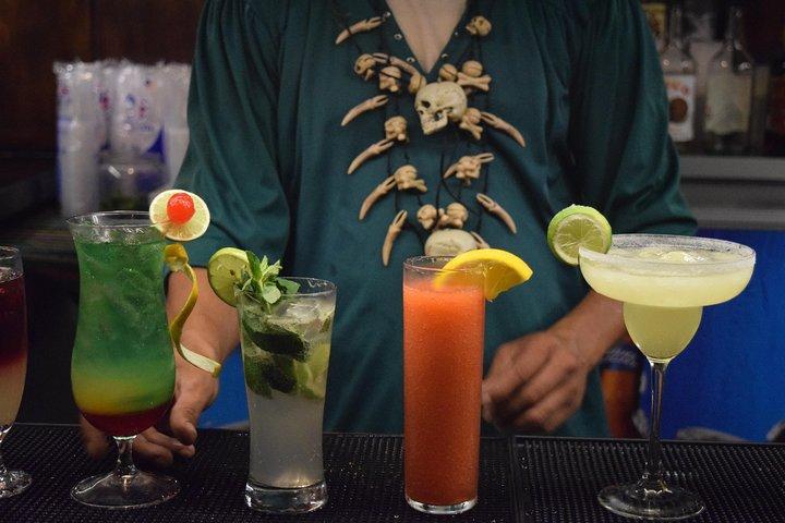キャプテンフック-海賊ショー&ディナー