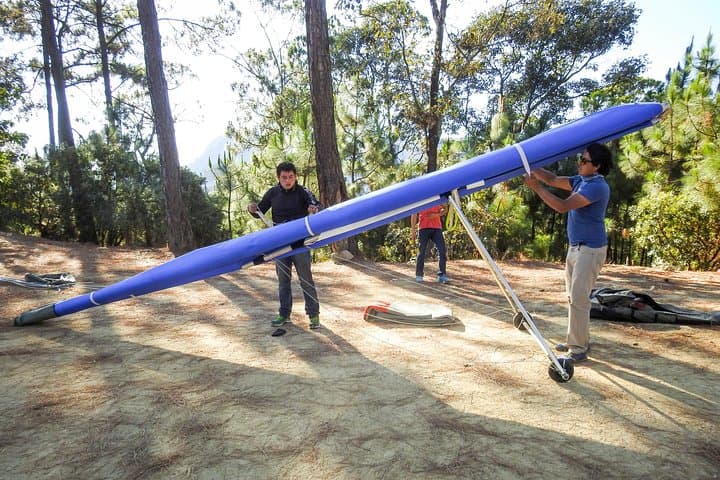 Hang gliding in Valle de Bravo