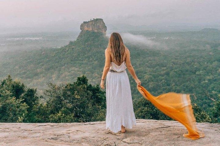 Excursion privée d'une journée à Sigiriya et Dambulla