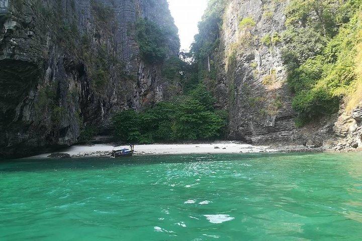 Buya Secret Beach Snorkling Trip Från Krabi