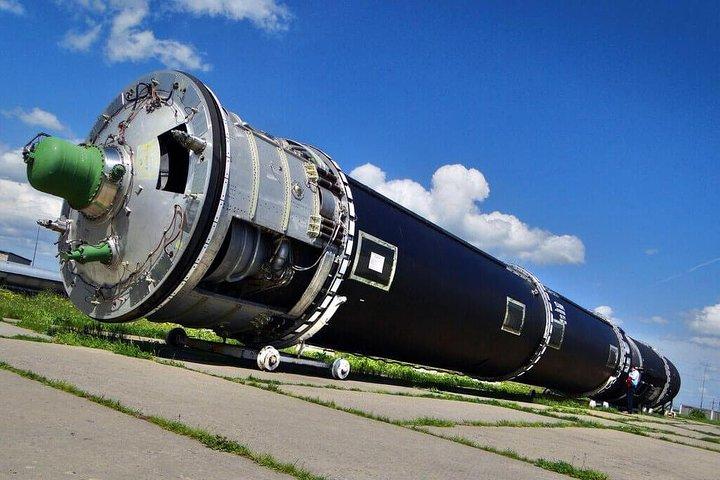 Nuclear Missile Base Tour - tour privado de carro