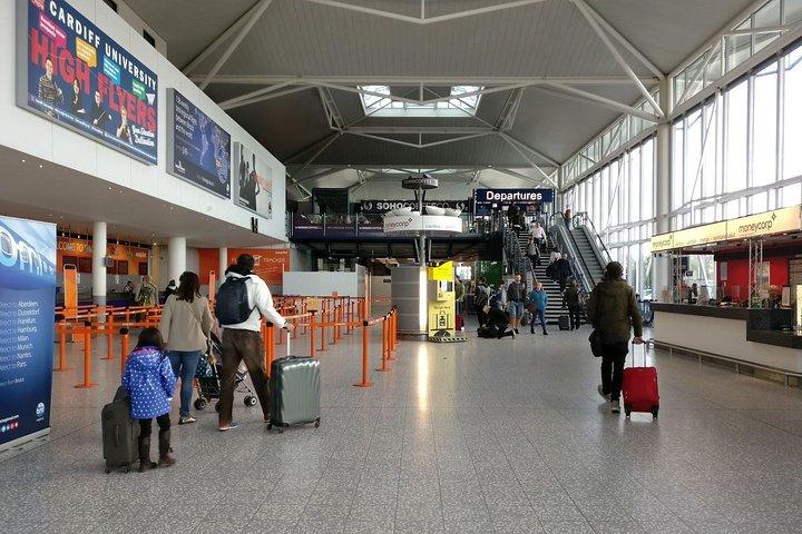 Privater Bristol Abflug Transfer - Hotel / Unterkunft zum Flughafen