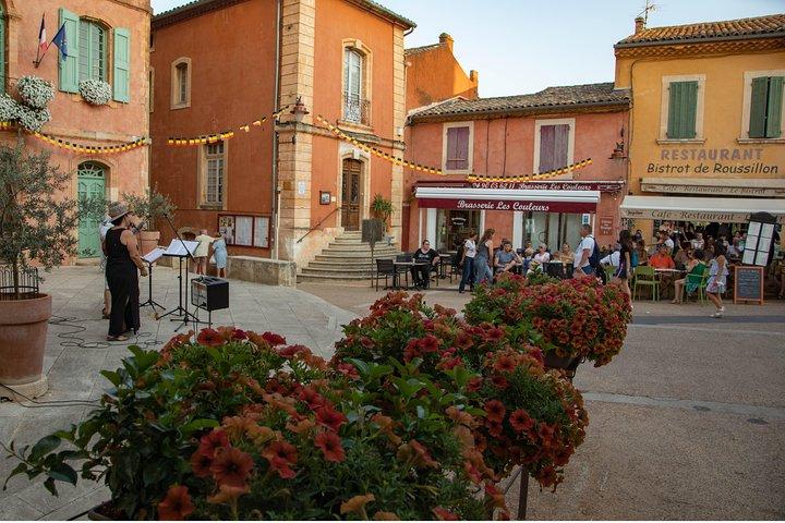 Tour de medio día a pueblos de Luberon y lavanders desde Aviñón