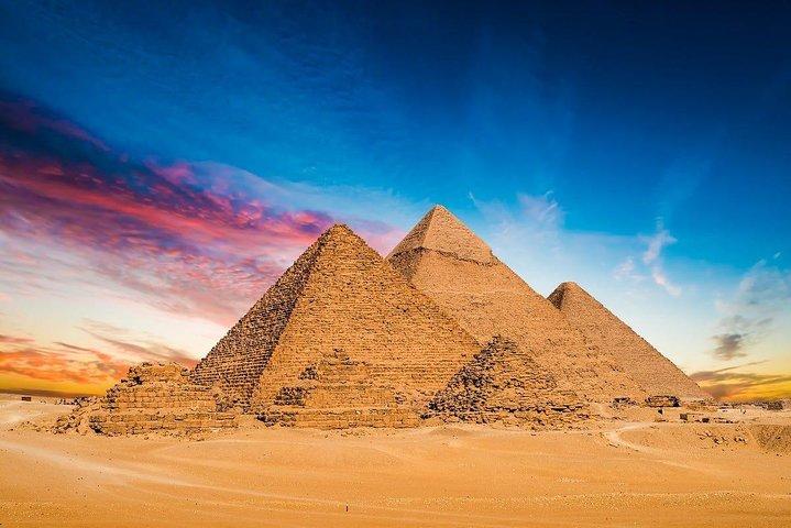 Visite privée d'une demi-journée dans les pyramides de Gizeh au départ du Caire