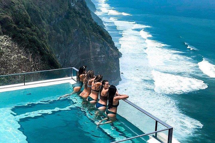 プライベートバリ島カーチャーター（カスタム旅程付き）