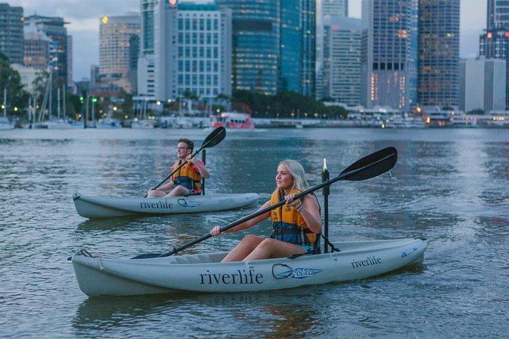 Kajak Twilight di Brisbane City