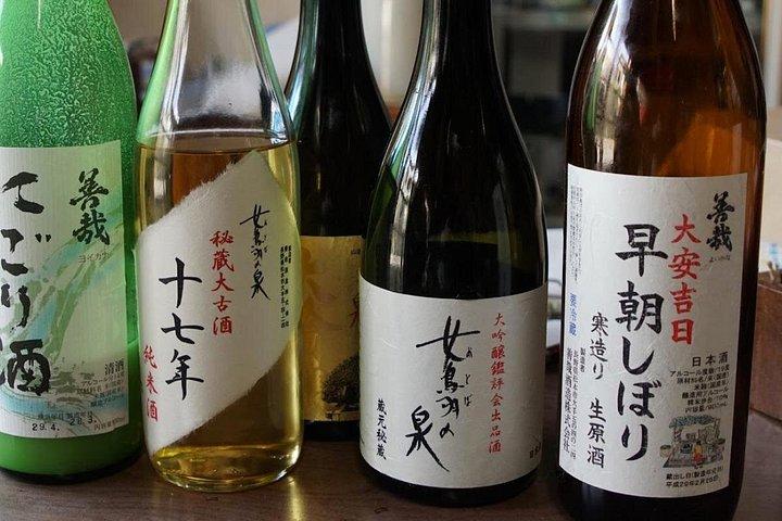 Matsumoto Castle, Sake & Local Bites Walking Tour