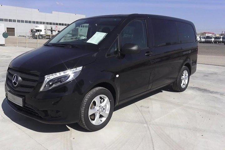Private Marrakech Airport Transfer – Hassle-Free Ride!