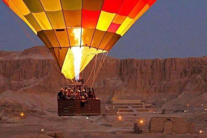 Louxor: montgolfière Sunrise