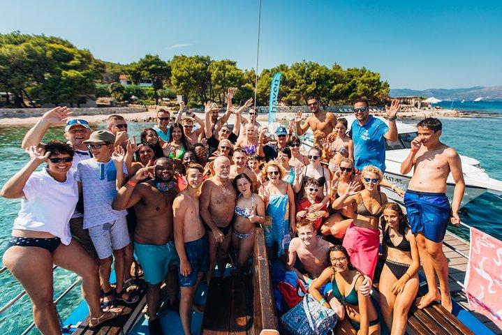 Escursione in barca da un'isola all'altra con pranzo (Trogir, Laguna Blu, Solta)