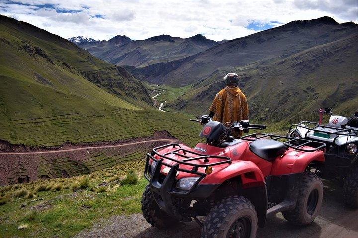 Rainbow Mountain En Cuatrimoto