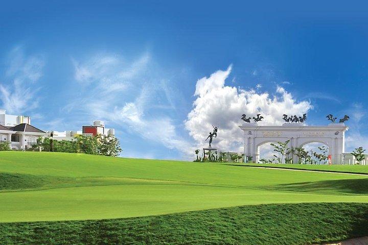 4 日間のロイヤル プノンペン シティ ゴルフ ツアー