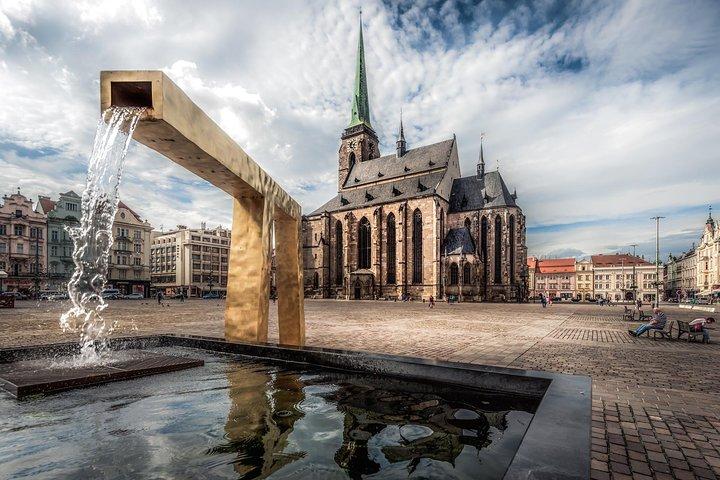 Traslado privado de lujo de Praga a Munich a través de la cervecería Pilsner