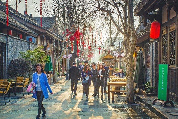 あなたの方法でカスタマイズされた成都市のプライベート 1 日ツアー