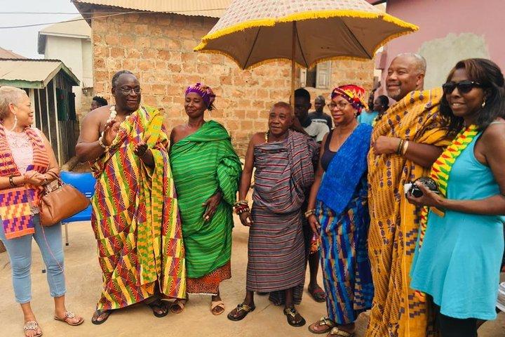 Bonwire Namimg Ceremony en Kente Tourist Center