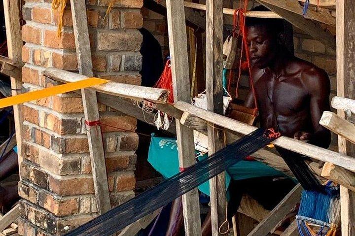 Bonwire Namimg Ceremony en Kente Tourist Center