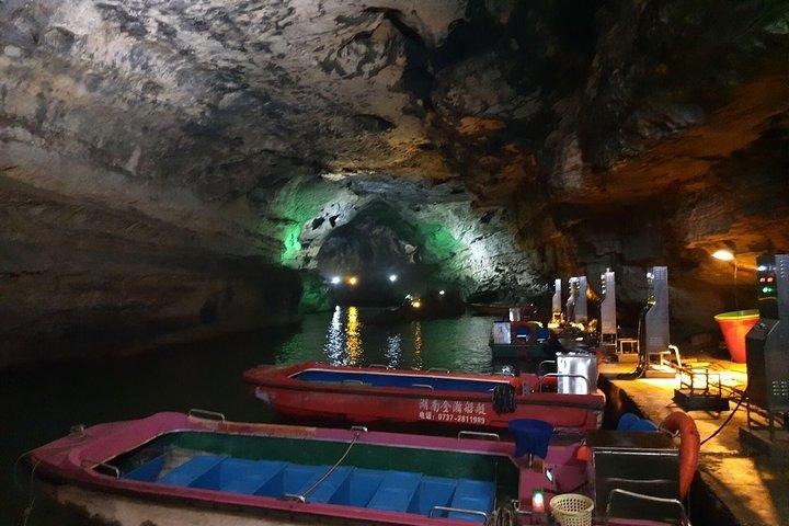 Excursão de 1 dia a Zhangjiajie: Grand Canyon com ponte de vidro e caverna do dragão amarelo