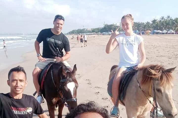 Seminyak Bali Hest ridning på stranden
