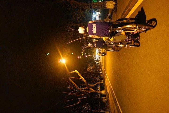 フエ ナイト ストリート フード サファリ バイ サイクロ