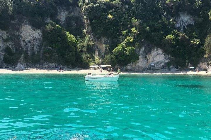 Lagoa Azul e Cruzeiro Sivota saindo de Corfu