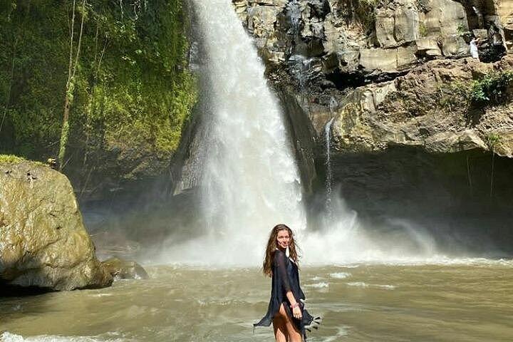 バリ島でのパッケージ2日間ツアー（すべてinvlusive）（instagramツアーとubudツアー）