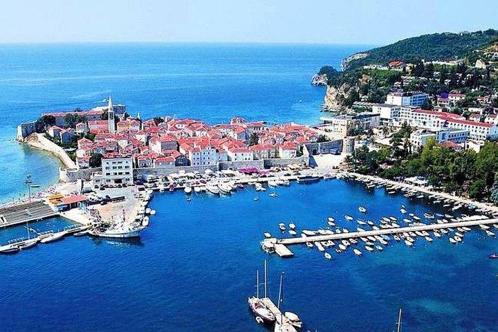 Privat transfer fra Budva eller Becici til Dubrovnik lufthavn