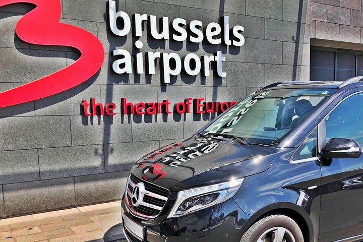 Transfer Brussels Airport (BRU) - - > Stadscentrum 7 PAX (ENKELE REIS)