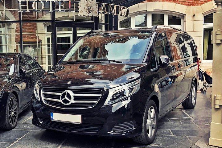 Visita guidata e scoperta di Bruxelles 4h MB V-CLASS 7 PAX