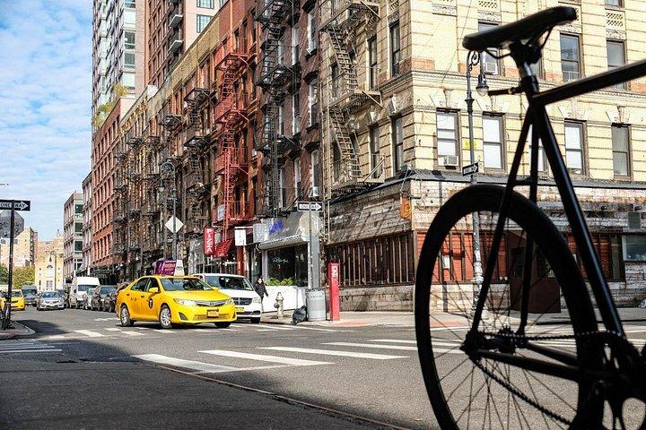 フランス語でローワーイーストサイド、チャイナタウン、リトルイタリーのガイド付きツアー