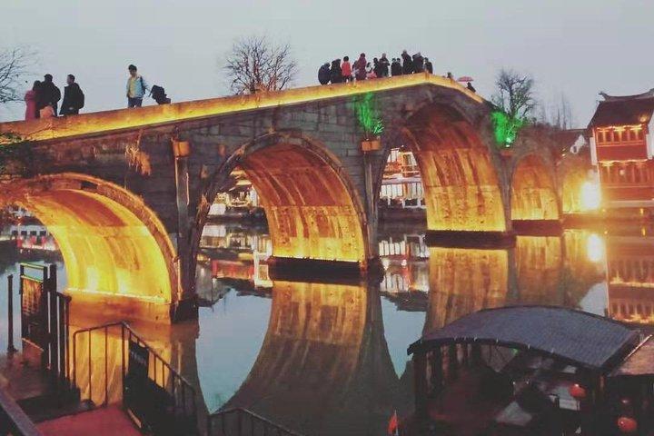 Excursão privada de um dia em Xangai com a cidade antiga de Qibao e a cidade de Zhujiajiao Water