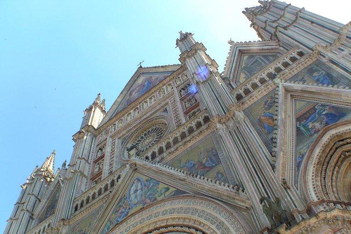 Privat transfer från boende i ORVIETO till boende i ROME