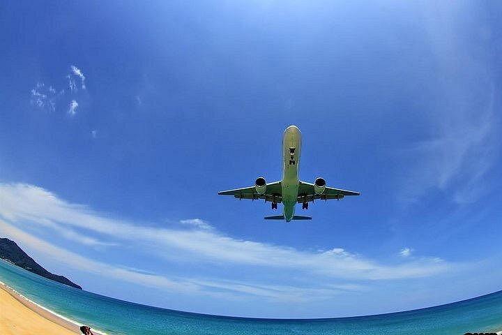 プライベート空港到着転送：クラビのホテルから空港へ