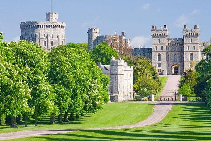Dagtocht naar Windsor Castle en Stonehenge per privé-executiveauto