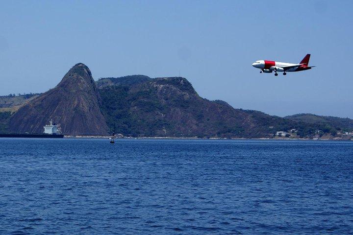 Traslado privado de ida e volta a aeroporto do Rio de Janeiro