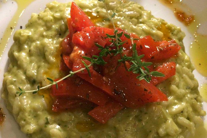 Piccolo gruppo Pasta vegana e bruschette Classe con vino