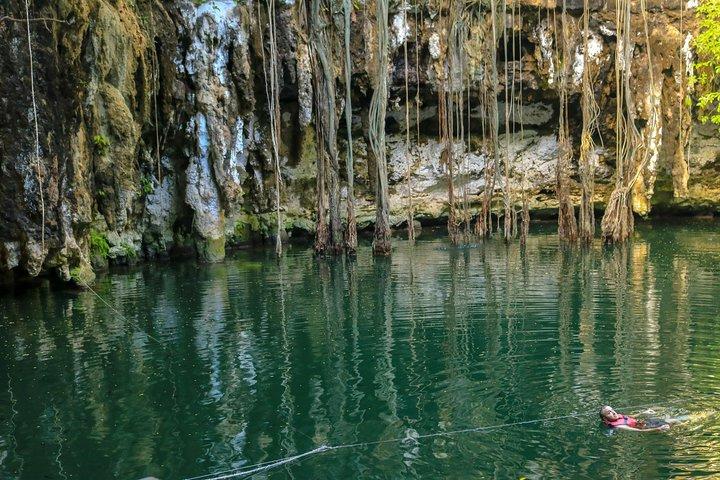 Wonders of the Mayab: Chichén Itzá, Yokdzonot Cenote en Cooking Class
