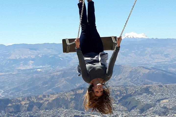 Ganztägiger gemeinsamer Rundgang durch die Welt, Seilbahn und Quito City