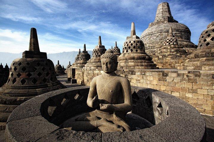 Borobudur, Vulcano Merapi e Tempio di Prambanan Tour privato