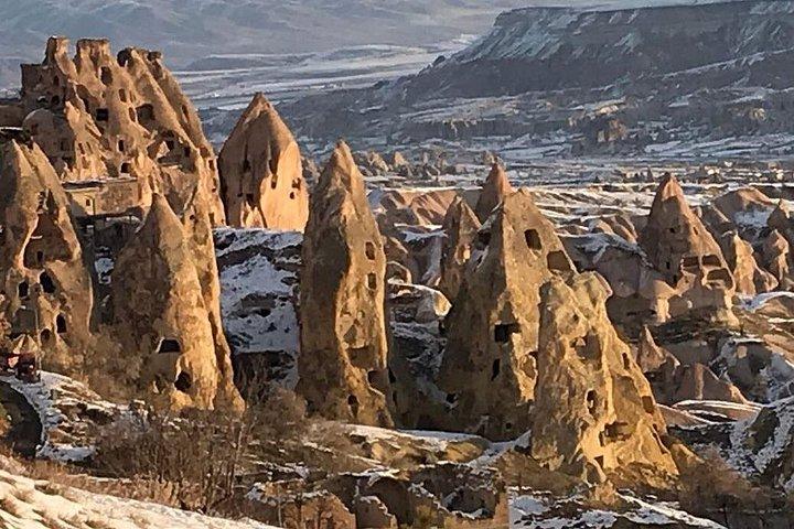 2 Days Cappadocia Tour from Istanbul with Cave Hotel & Balloon Ride