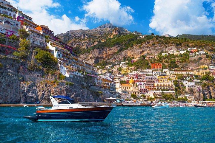 Positano y Amalfi en grupo pequeño en barco desde Roma con tren de alta velocidad