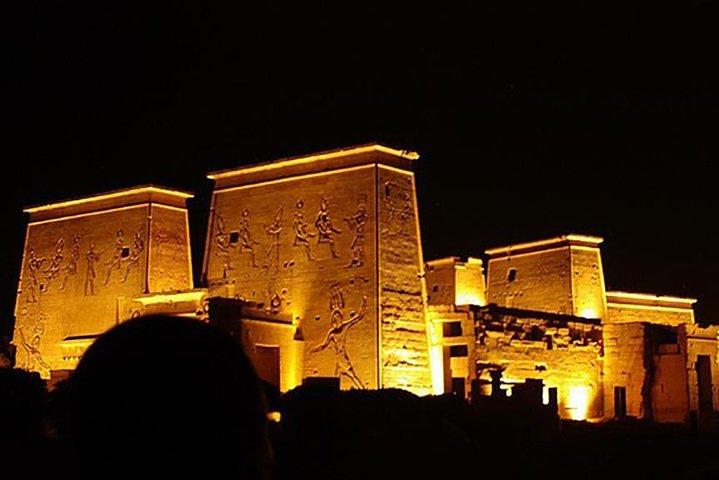 Espectáculo de luz y sonido en el templo de Philae