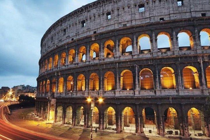 ローマフィウミチーノ空港(FCO)からアマルフィ海岸への送迎