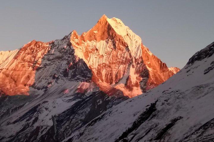 trekking sulla collina di Poon